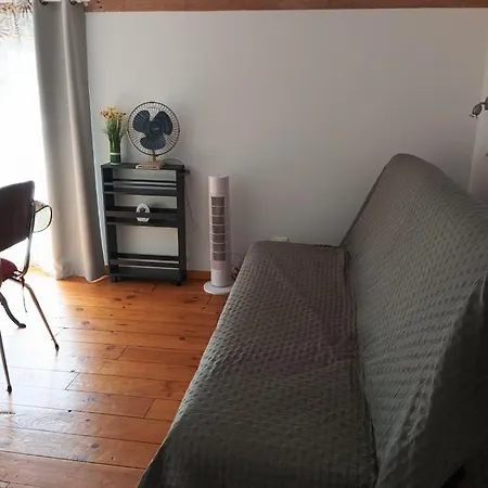 Проживание в семье Chambre Флёранс